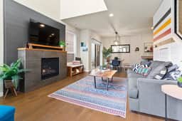 THE PENDLETON – WALKABLE // ARCADE LOFT // MODERN // LIGHT - Image 3