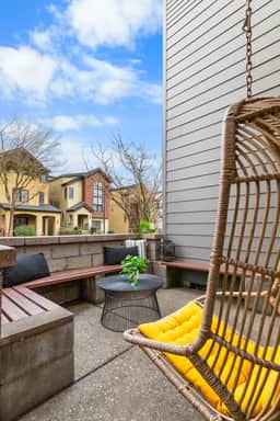 THE PENDLETON – WALKABLE // ARCADE LOFT // MODERN // LIGHT - Image 5